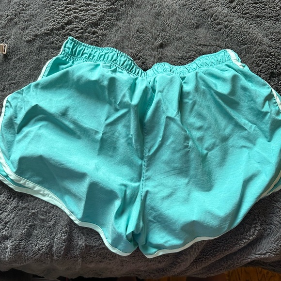 nike running shorts - Picture 3 of 3